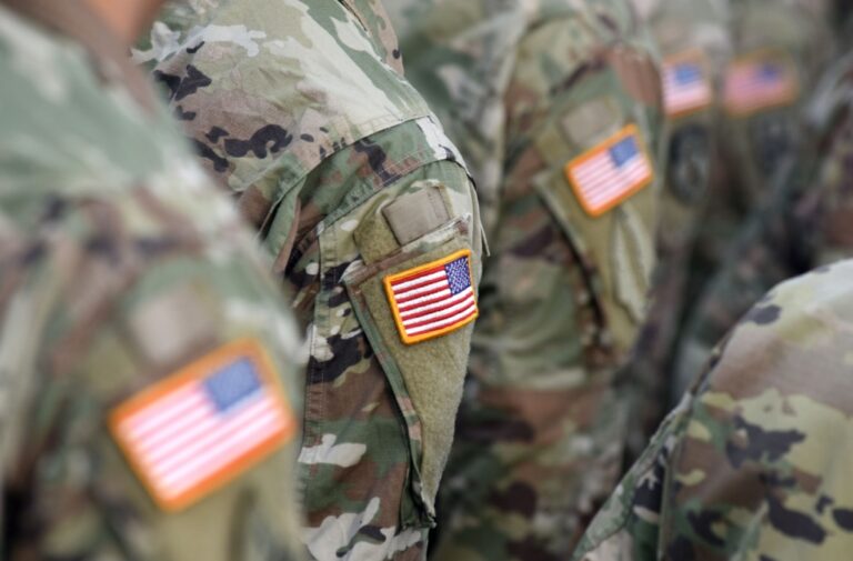 veterans in line